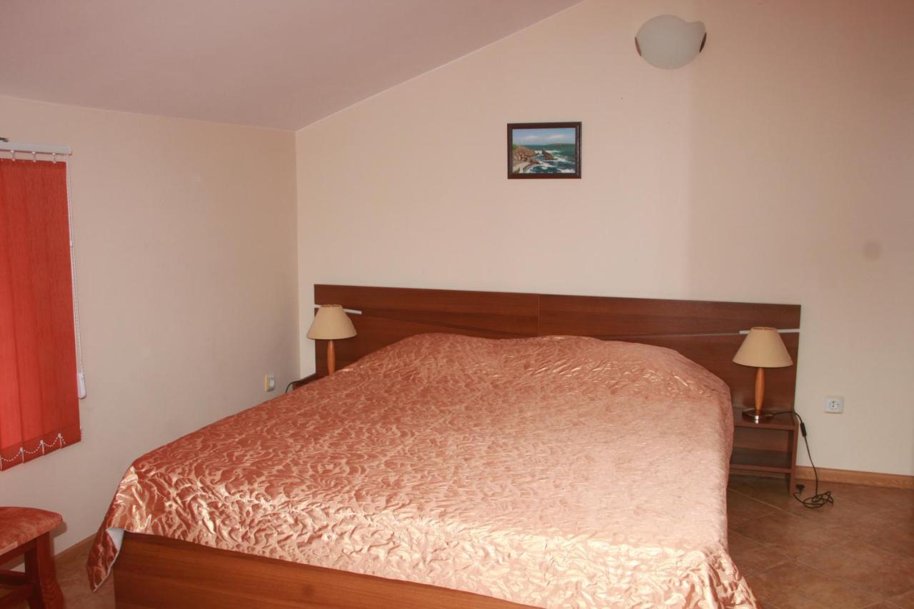 Family Hotel Emilia Sozopol Exterior foto